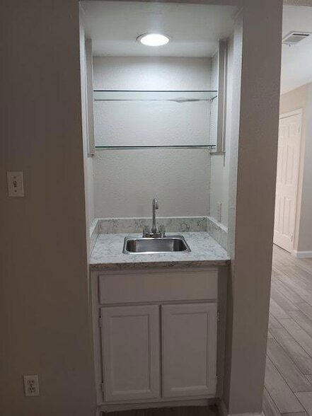 Building Photo - 8402 Fathom Cir