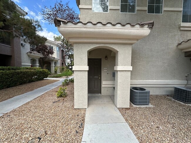 Building Photo - Great 2 Bedroom Condo!