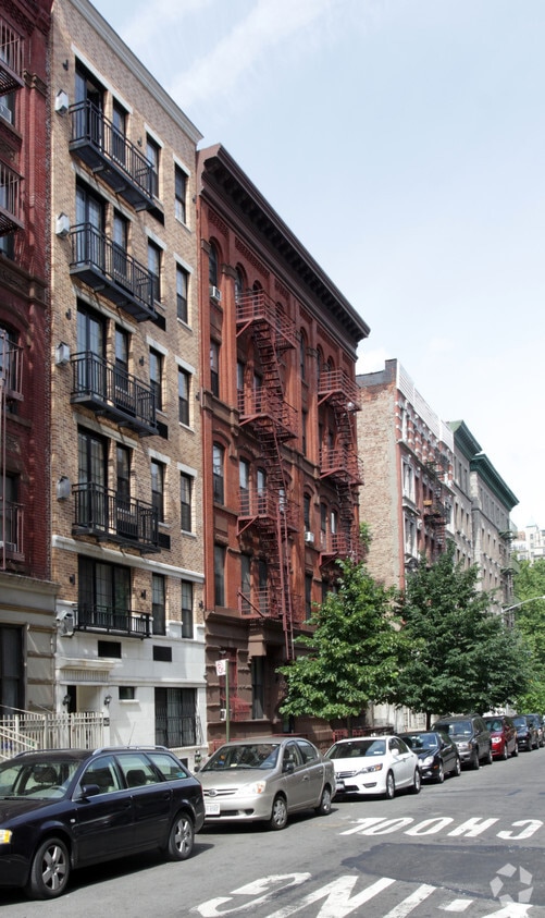 Foto del edificio - 306-308 W 114th St