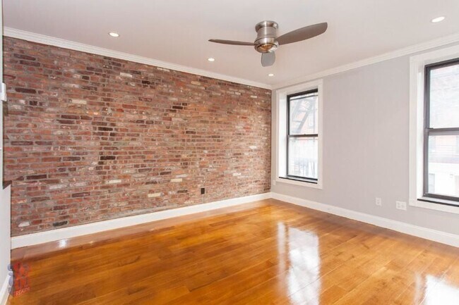 Foto del edificio - East 18th Street