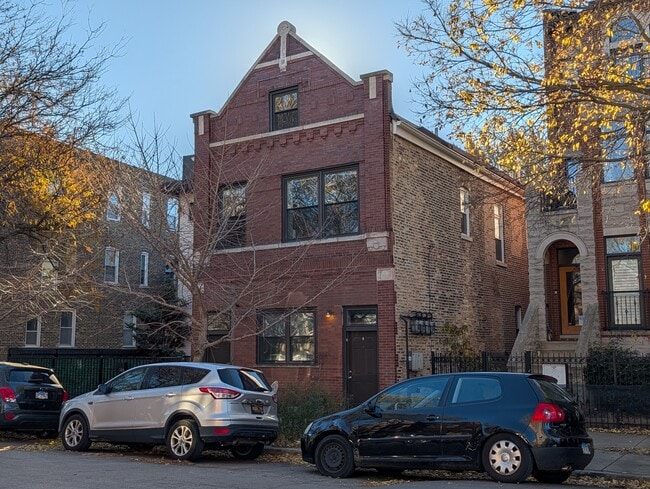 Building Photo - 1463 W Huron St
