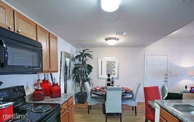 Building Photo - 7461 Kitty Hawk Rd