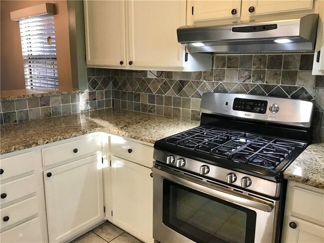 Foto del edificio - 2515 Skyland Trail NE