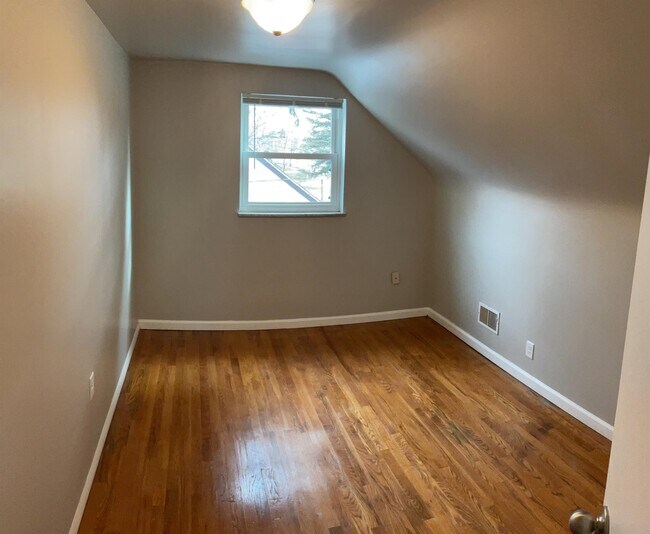 Foto del edificio - 530 Western Row Rd