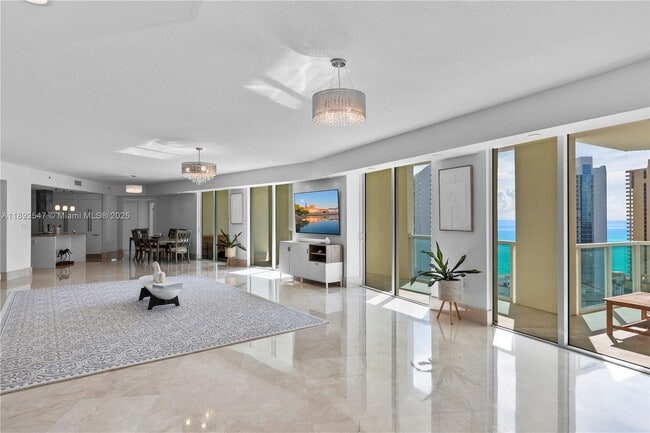 Building Photo - 200 Sunny Isles Blvd