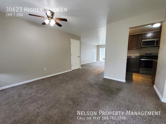 Foto del edificio - 30623 Hidden Pines Ln