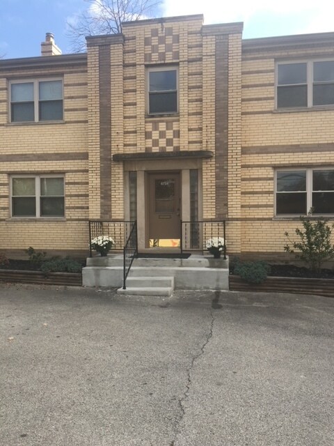 Fachada del edificio - 6734 Montgomery Rd