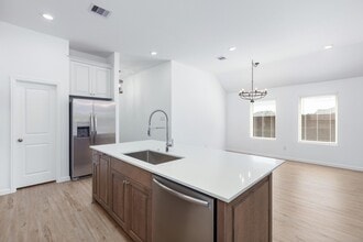 Building Photo - 28819 Mount Bonnell Dr