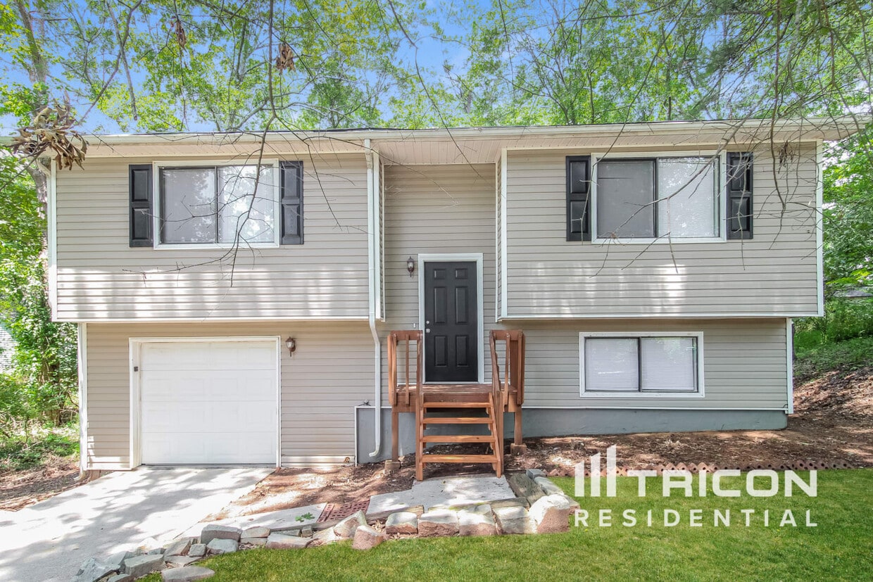 Primary Photo - 3946 McGill Dr