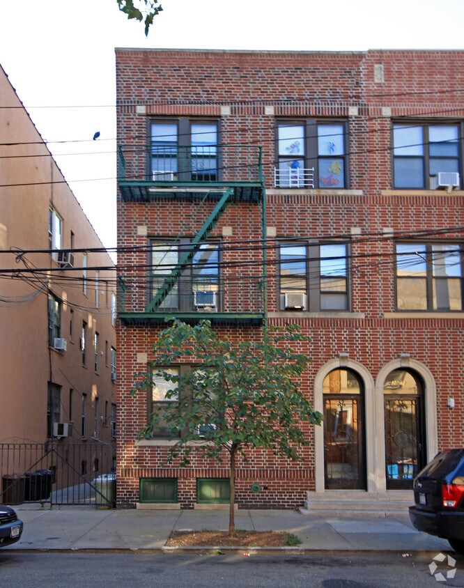 Building Photo - 30-71 44th St