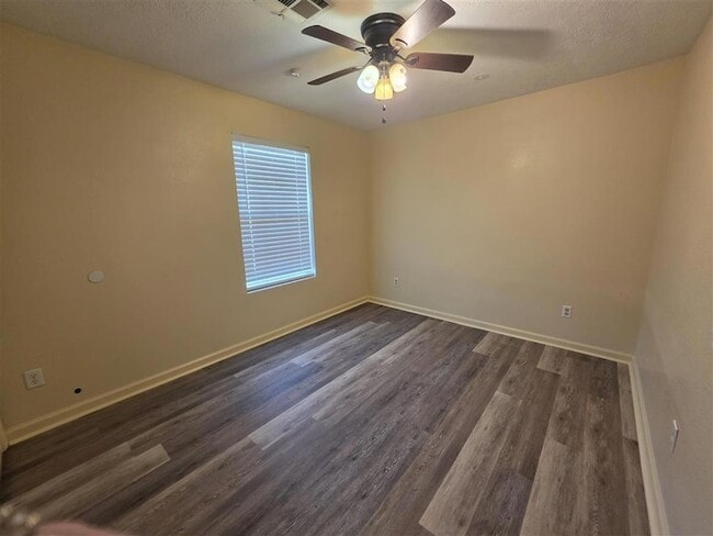 Foto del edificio - 3329 Western Meadows Dr