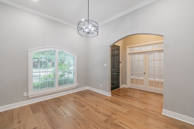 Foto del edificio - Immaculate, Fully Remodeled Home in Gated ...