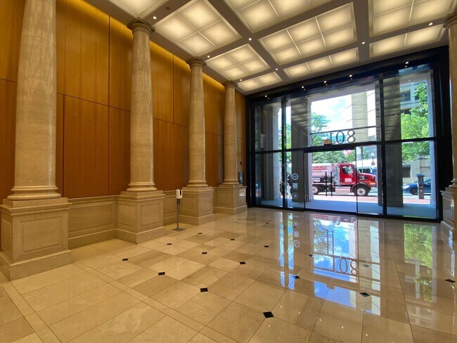 Foto del edificio - Charming 1 BR/1 BA Condo in Penn Quarter!