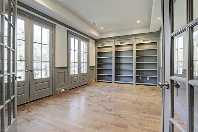 Foto del edificio - 1909 Revere St