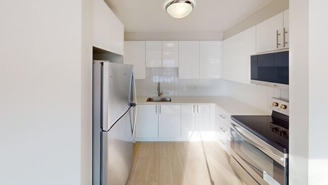 Interior Photo - Crystal Beach