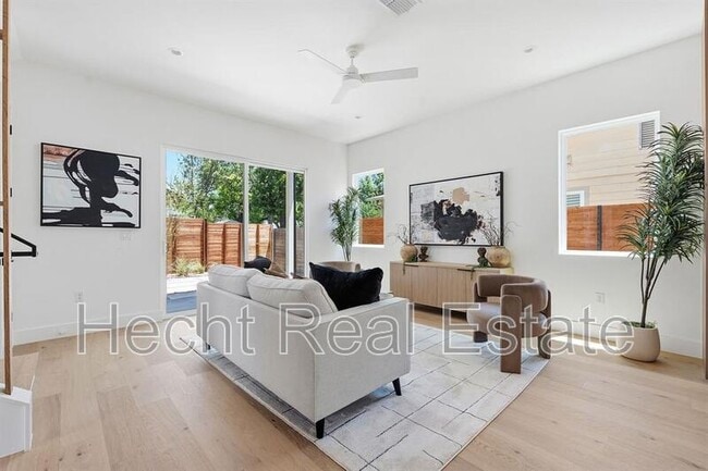 Foto del edificio - 502 Normandy St