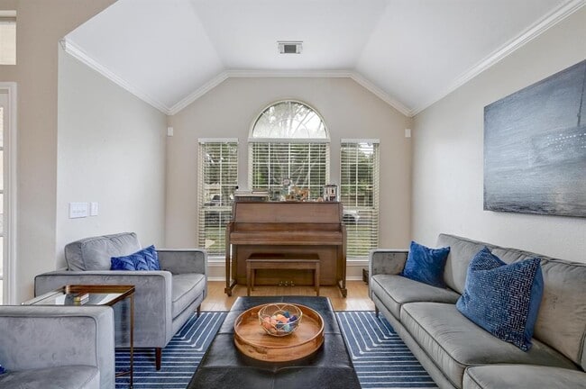 Building Photo - 5405 Apache Creek Cove