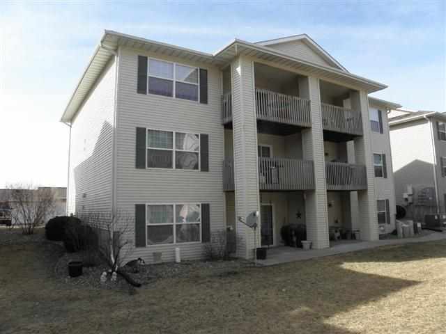 Foto del edificio - 20 Cherry Ct