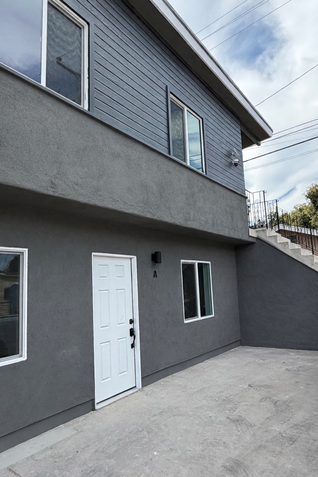 Building Photo - 8965 San Juan Ave