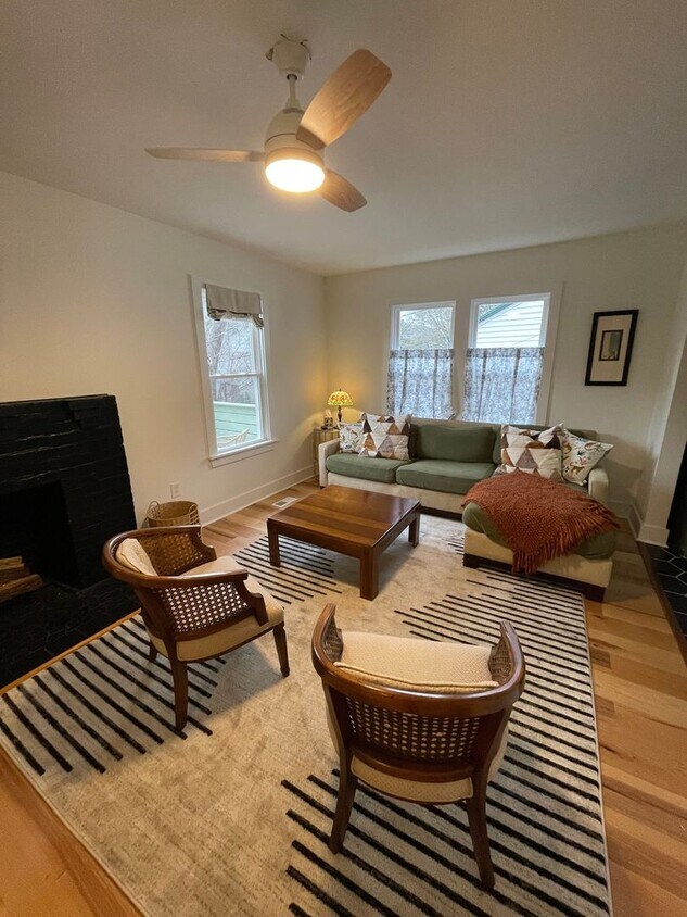 Primary Photo - Charming 2BR House in St. Elmo Chattanooga