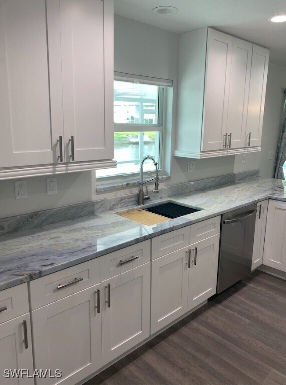 Foto del edificio - 4736 Spring Creek Dr