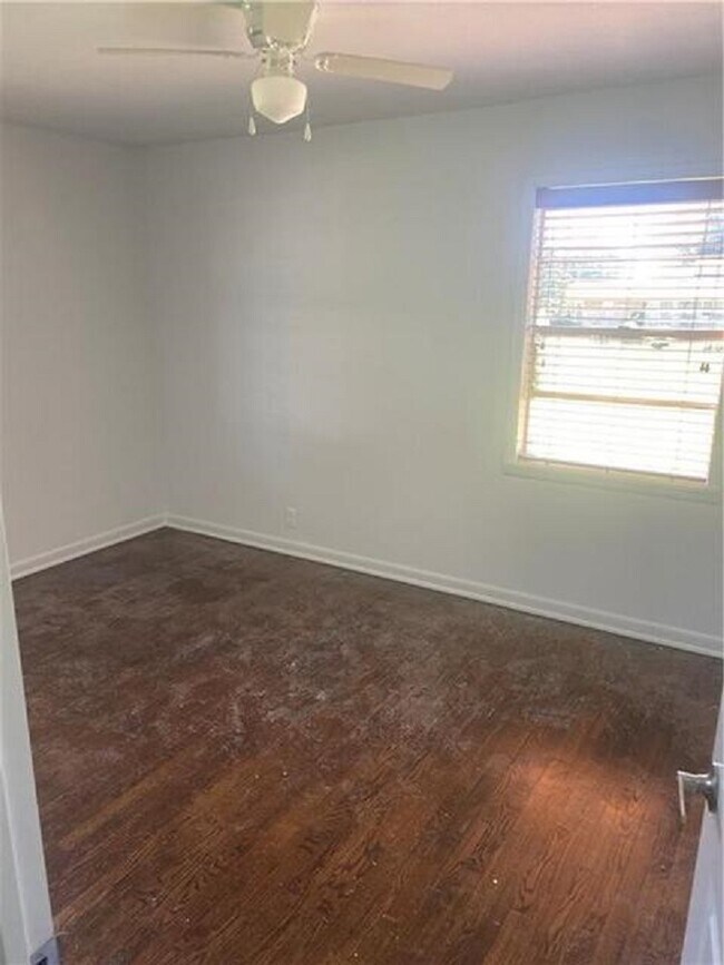 Building Photo - 2108 Reese Dr