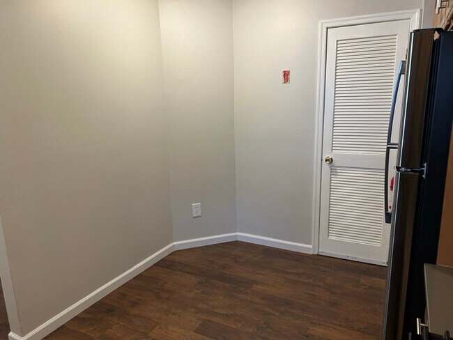 Foto del edificio - 149 Tulip Ln