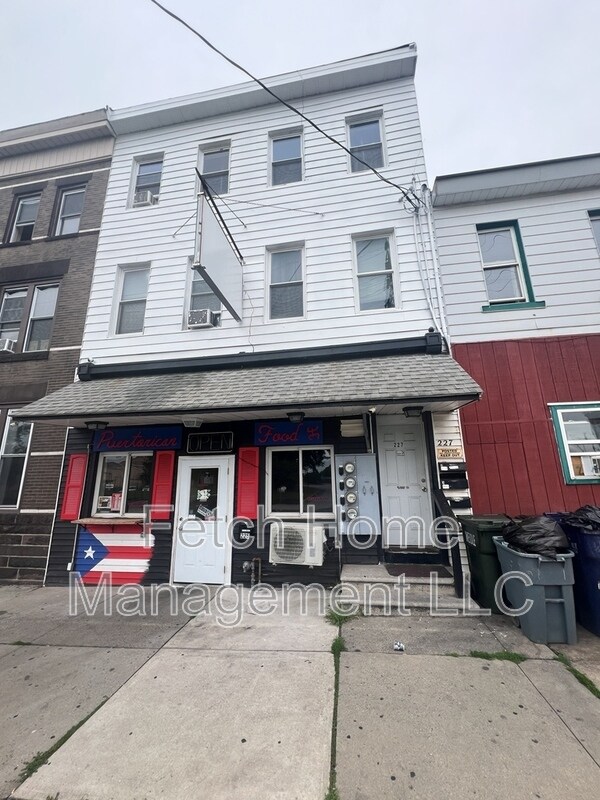 Foto principal - 225-227 North 8th Street - 2A