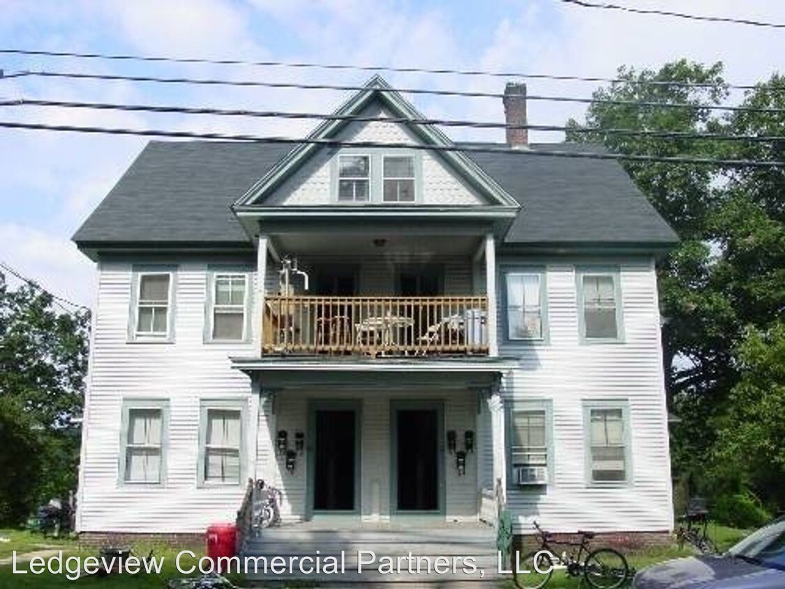 Building Photo - 46-48-48 Charles St