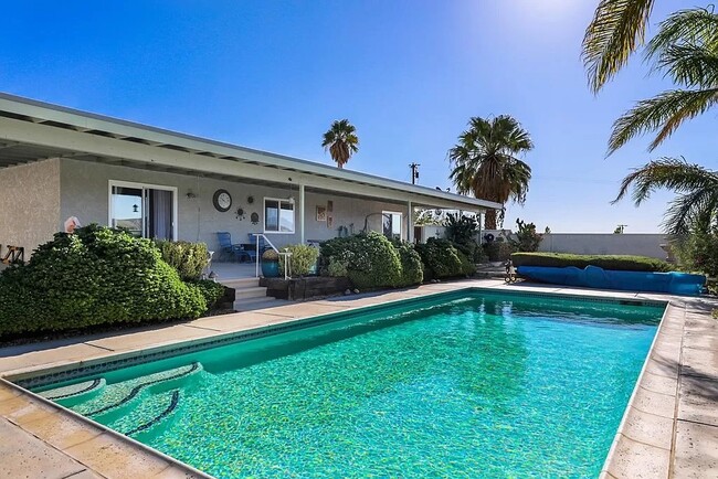 Building Photo - Immaculate ranch style home!