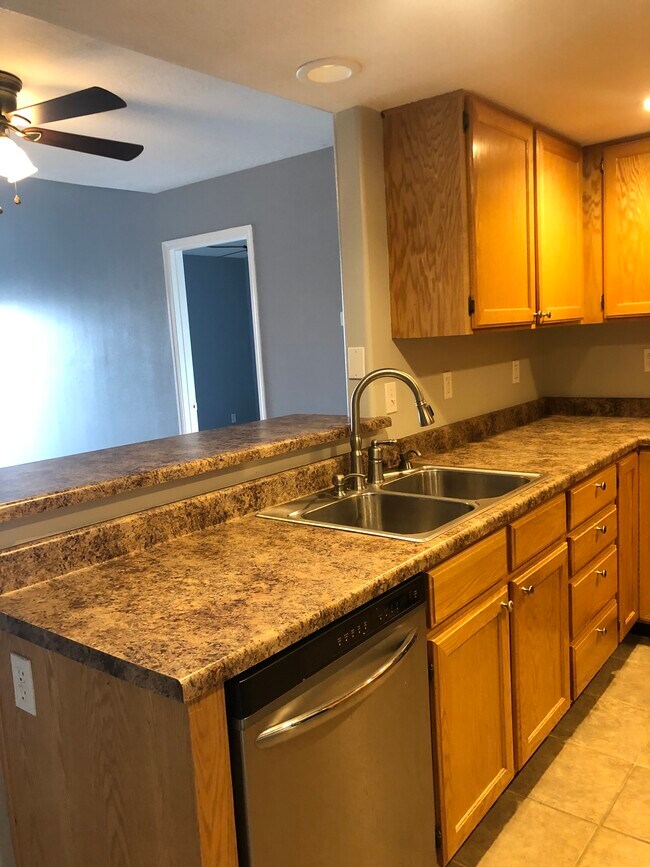 Building Photo - 3848 S Salt River Way