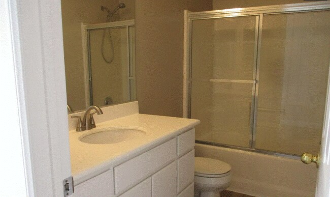 Building Photo - 23804 Golden Pheasant Ln