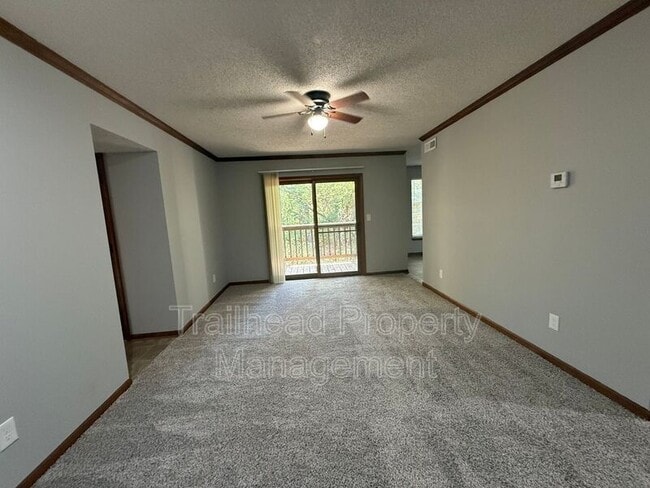 Foto del edificio - 3409 NW Duncan Rd