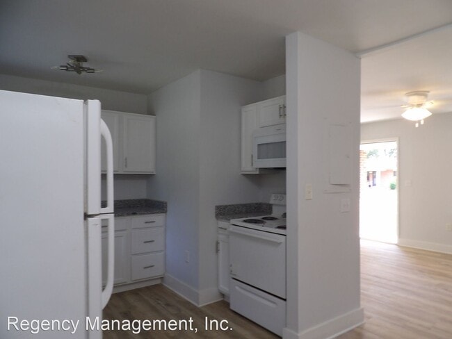 Building Photo - 2 br, 1 bath House - 731 Richardson Street