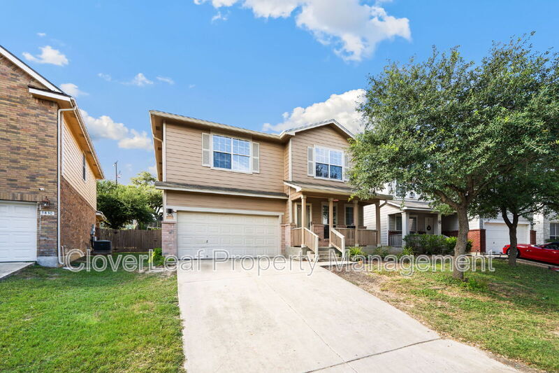 Foto principal - 5826 Bronco Way
