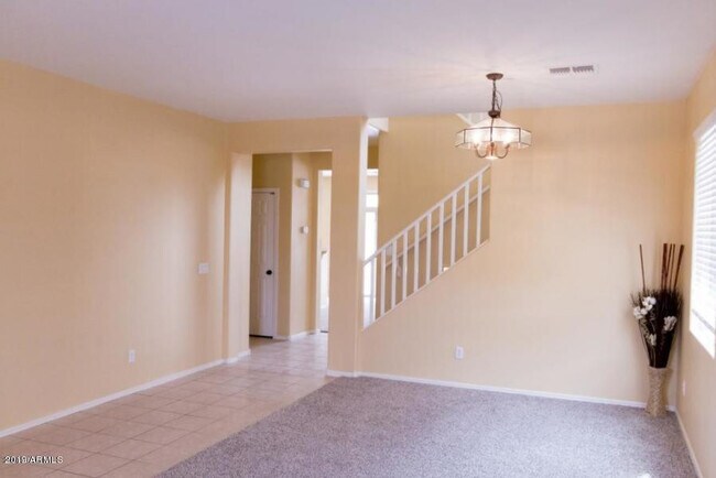 Foto del edificio - Gorgeous 4 Bed Laveen home in reputed Trai...