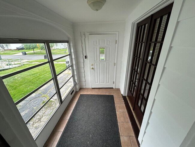 Foto del edificio - Charming 3-Bedroom Home in Peaceful West Toledo Neighborhood
