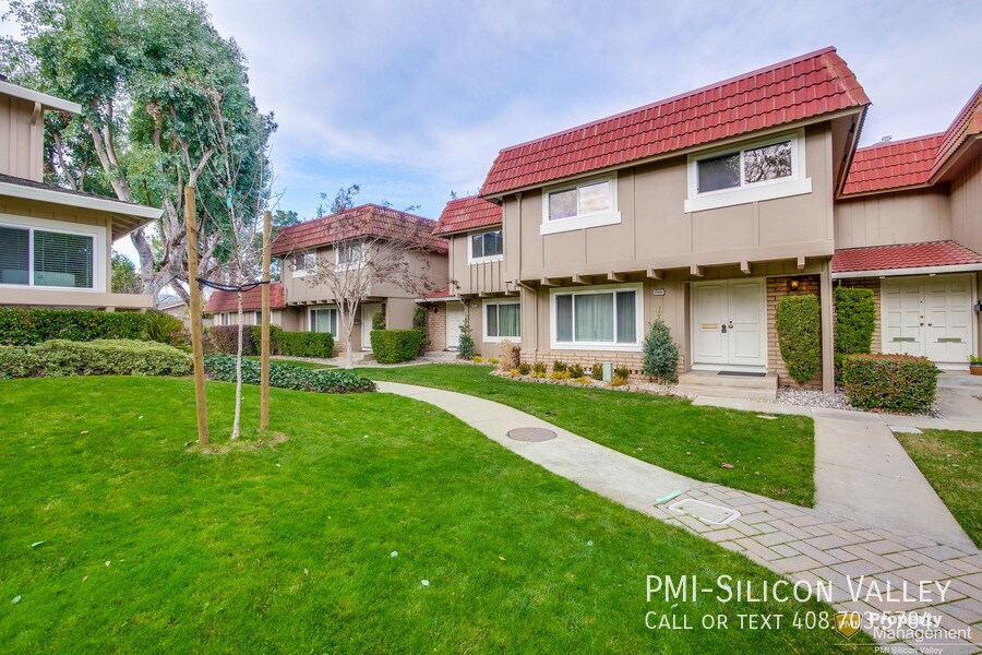 Primary Photo - 22684 Liberty Oak Ln
