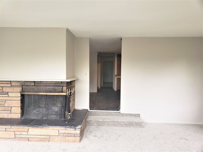 Foto del edificio - Charming Four Bedroom Home Located Near Cornwall Park.
