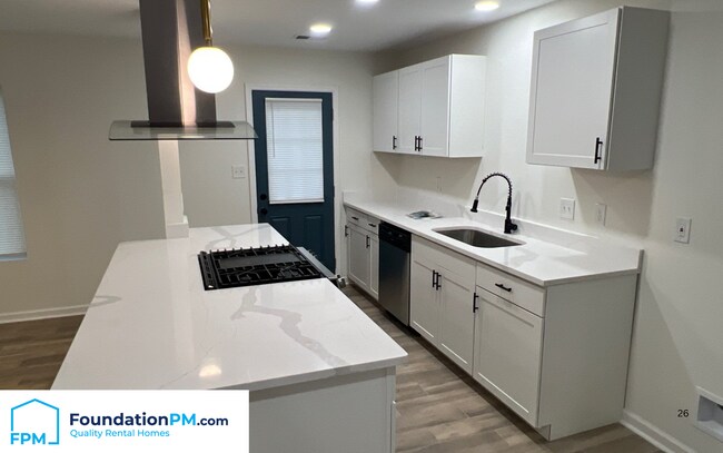 Building Photo - 3851 Selden Cove