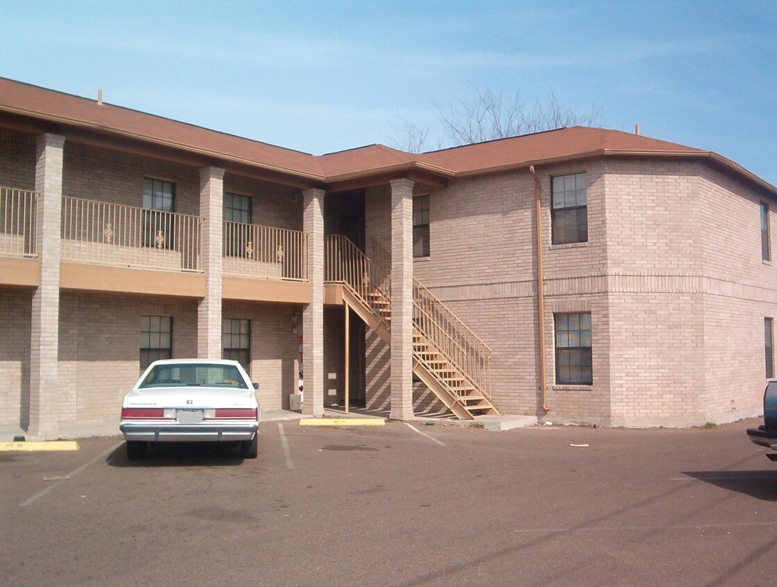 Primary Photo - 3101 Davis Ave