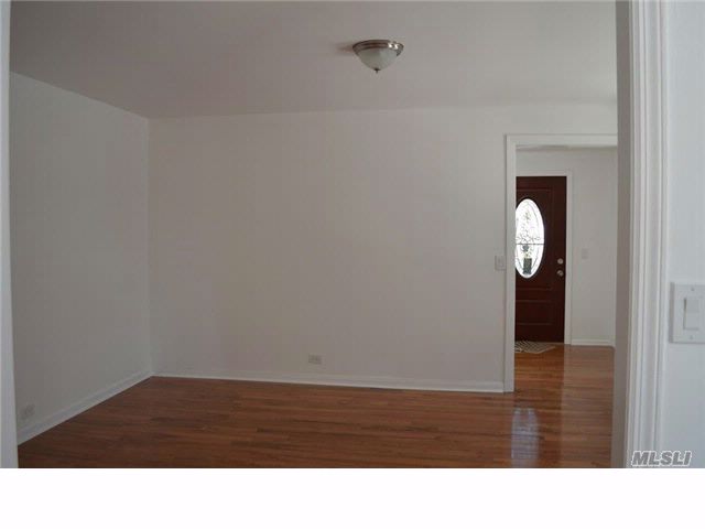 Foto del edificio - 8780 256th St