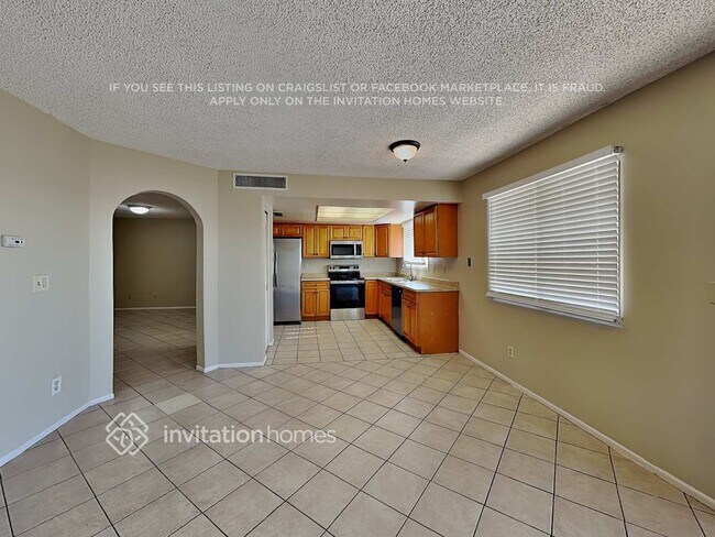 Foto del edificio - 13802 N 45th Ave