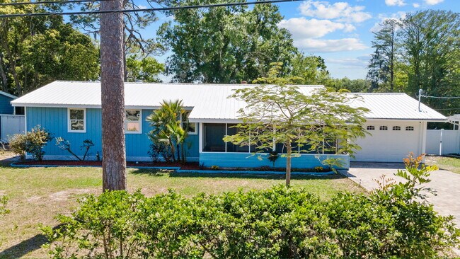 Vista de calle - 3100 Mildred Dr