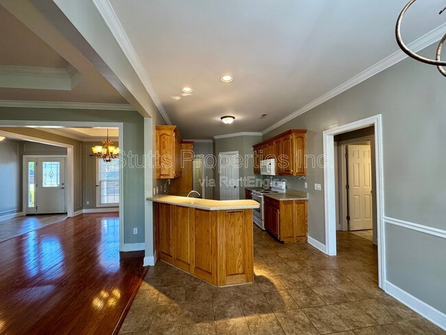 Building Photo - 11 Cedar Brook Ln