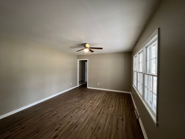 Foto del edificio - 4 Bedrooms, 1 Bathroom - Home in West Rome!