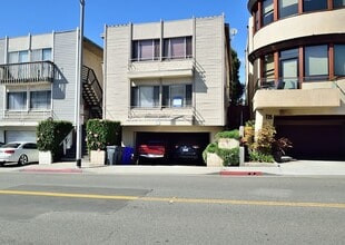 Building Photo - 721 Manhattan Beach Blvd
