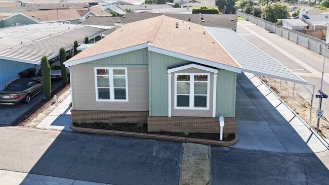 Building Photo - 11 Palm Via