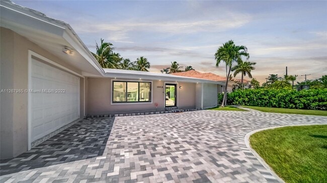 Building Photo - 16418 NE 31st Ave