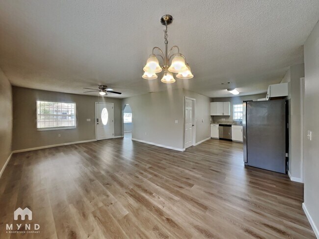 Foto del edificio - 2608 32nd Village Ave